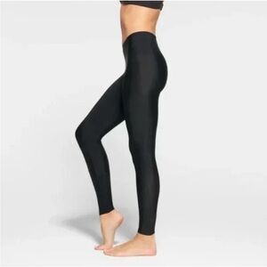 SKIMS Classic Black Leggings
